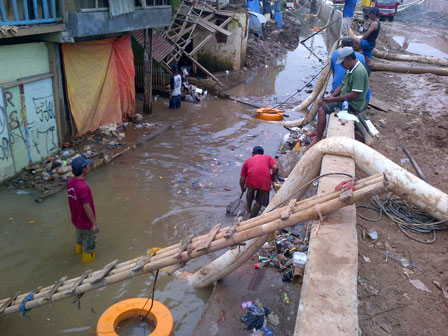 Genangan di Kampung Pulo Paling Lama Surut