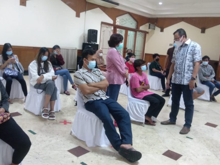 Wali Kota Jakpus Tinjau Vaksinasi di Masjid Agung Sunda Kelapa