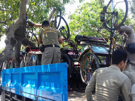 15 Becak Terjaring Razia di Koja