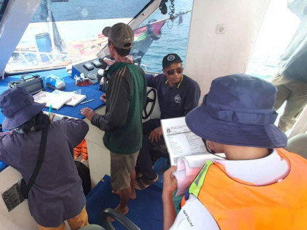 Sudin KPKP Intensifkan Pengawasan Kapal Nelayan di Perairan Kepulauan Seribu 