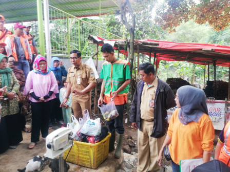  60 Warga Kecamatan Jagakarsa Pelatihan Pengelolaan Sampah Dari Sumber 