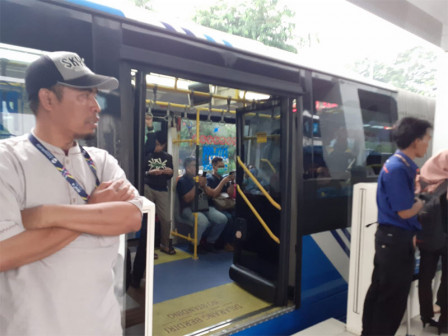 Transjakarta Tambah Satu Koridor Sementara Untuk Penumpang KAI