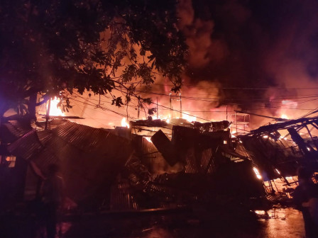 Kerugian Materi Kebakaran di Kawasan Pasar Gembrong Capai Rp 1,5 Miliar 