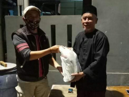 Dapat Bantuan 50 Paket Sembako, YKSP Ucapkan Terimakasih Pada ASN Dinas Kebudayaan DKI