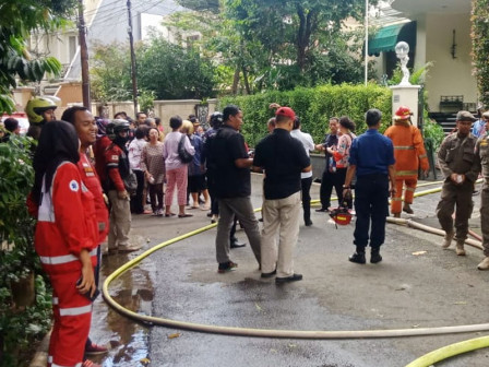 Kebakaran Rumah Warga di Rawa Barat Berhasil di Padamkan Petugas