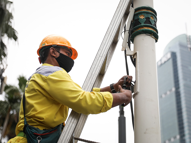 Lampu PJU di Jalan Jampea Diperbaiki