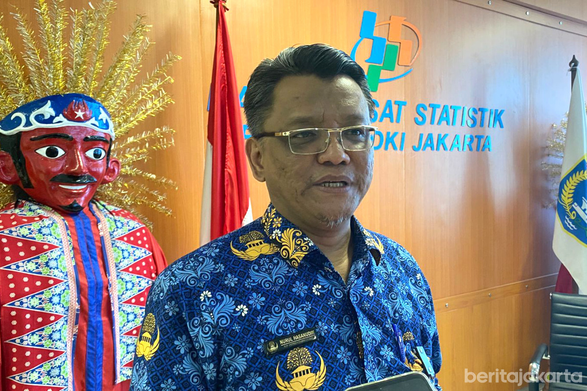Kepala BPS Provinsi DKI Jakarta, Nurul Hasanudin memberikan keterangan pers