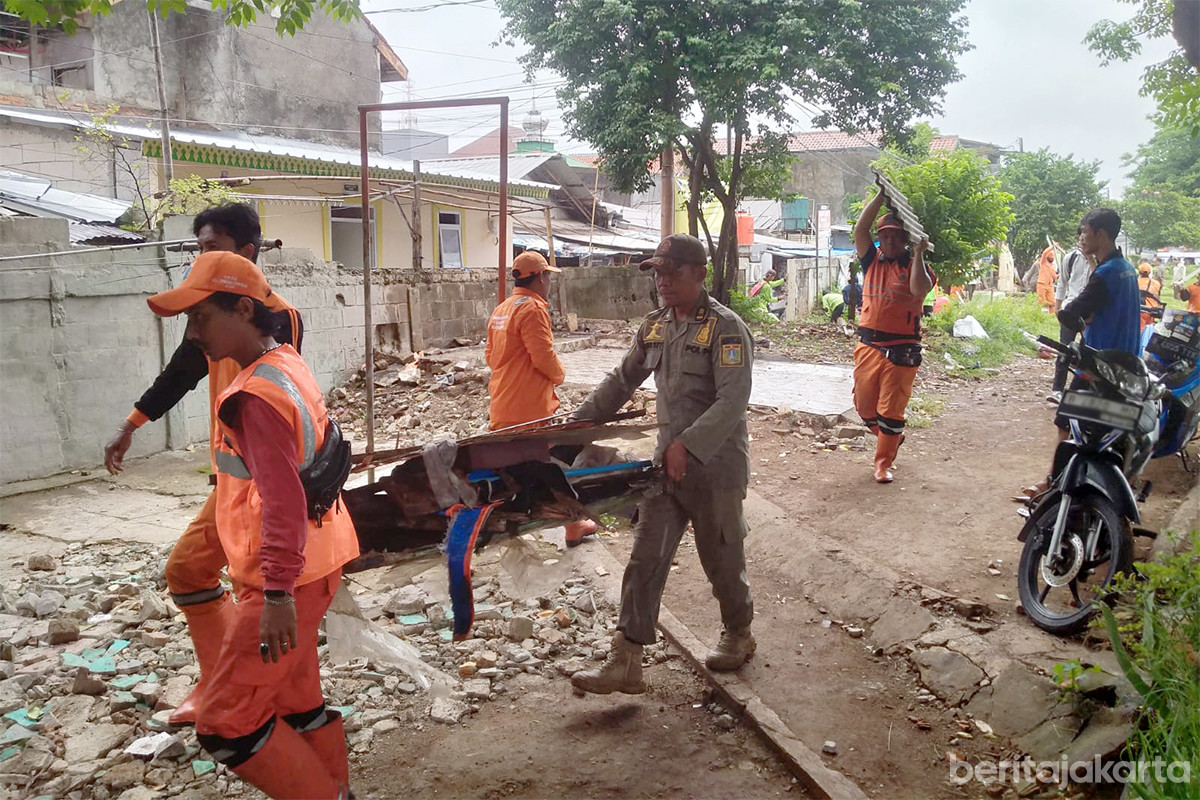 Penertiban lahan TPU Kober Rawa Bunga