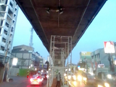  Pemasangan Lampu Koridor XIII Bus Transjakarta Masuiki Tanap Finishing