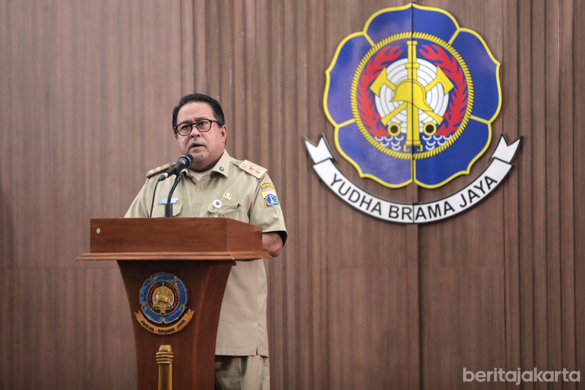 Rano Karno memberikan arahan saat Sarasehan dan Pameran Keselamatan Baterai 2025