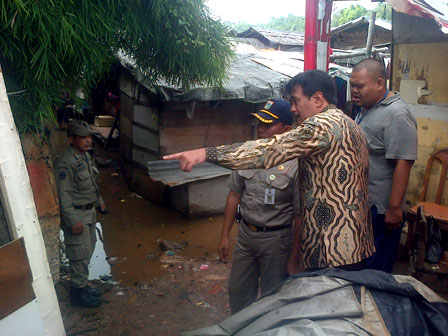 Alami Kebocoran, Tanggul Kali Asin Akan Diperbaiki