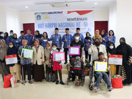 PMI Jakbar Kirim Bantuan Korban Gempat Cianjur 