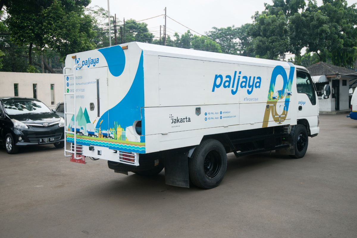 Truk Sedot Tinja milik Paljaya