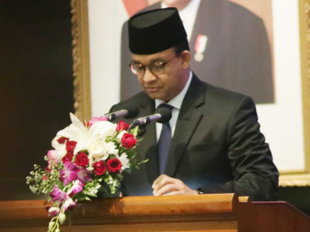 Gubernur DKI Sampaikan Jawaban Atas Pemandangan Fraksi 