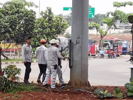  Terminal Kampung Rambutan Dipasangi 46 Lampu Sorot 