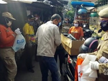  Warga Tidak Gunakan Masker dan Belum Swab Test Terjaring di Pasar Loksem Slipi