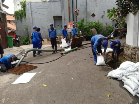 Saluran Lingkungan di Jl. Udakan Dikuras