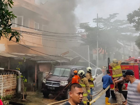 Satu Rumah Jalan Gunung Sahari Dilalap Si Jago Merah