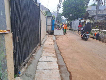 Pembangunan Saluran Air di Jl Gudang Air Rambutan Rampung 