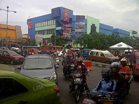 Pembuatan Jalan Tembus, Atasi Macet Pasar Minggu