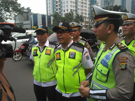 40 Petugas Gabungan Razia Kendaraan Penunggak Pajak