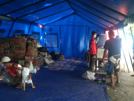 Tiga Tenda Pengungsian Masih Didirikan di Lokasi Kebakaran Pasar Gembrong 
