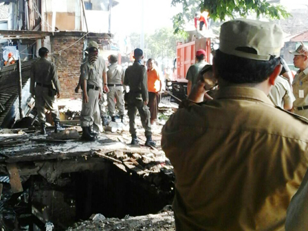  Puluhan Bangli di Jalan Brigjen Katamso Ditertibkan