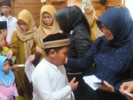  86 Anak Yatim/Piatu dan Dhuafa Mendapatkan Santunan di Hutan Kota Munjul 