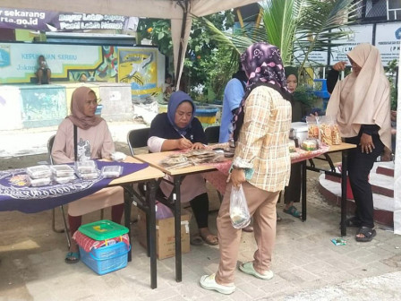 Omzet Bazar UKM di Pulau Kelapa Capai Rp 13,5 Juta