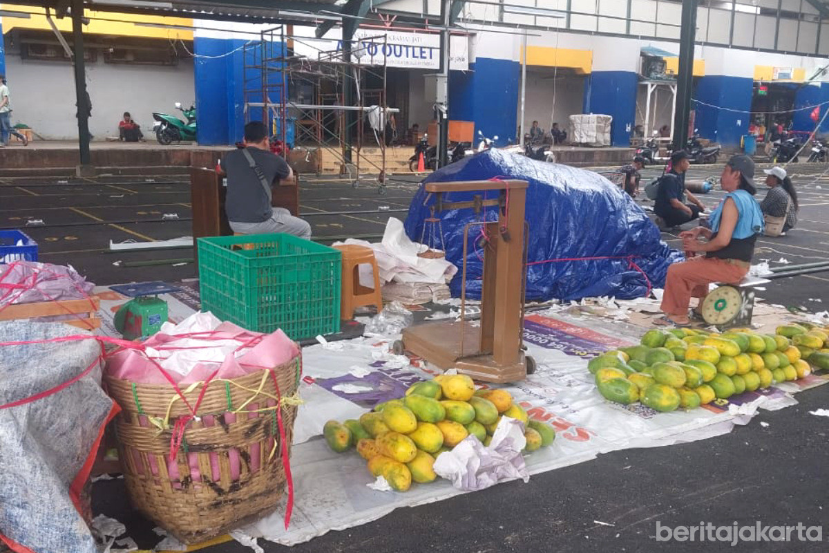 Pedagang Apresiasi Tempat Penampungan di Pasar Induk Kramat Jati 