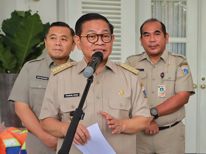 Cegah Banjir, Pramono Dukung Pembatasan Pembangunan Vila di Puncak