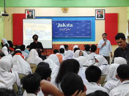  JaKita Goes To School Perdana di SMAN 13 Jakarta Utara