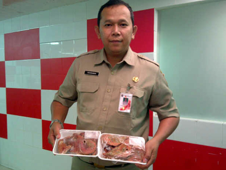 6 Kg Daging Busuk Disita dari Supermarket di Jakpus