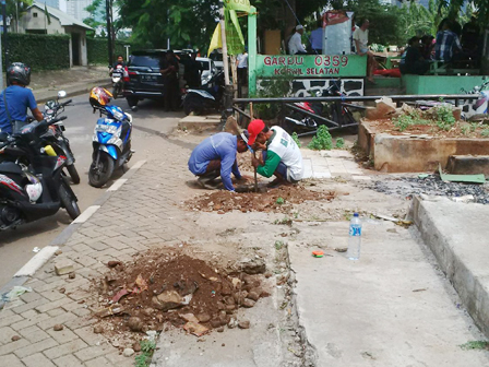 Antisipasi Pemulung TPU Menteng Pulo ‎Dipagar