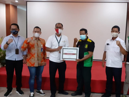 PT JIEP Sumbang 300 Kantong Darah ke PMI DKI