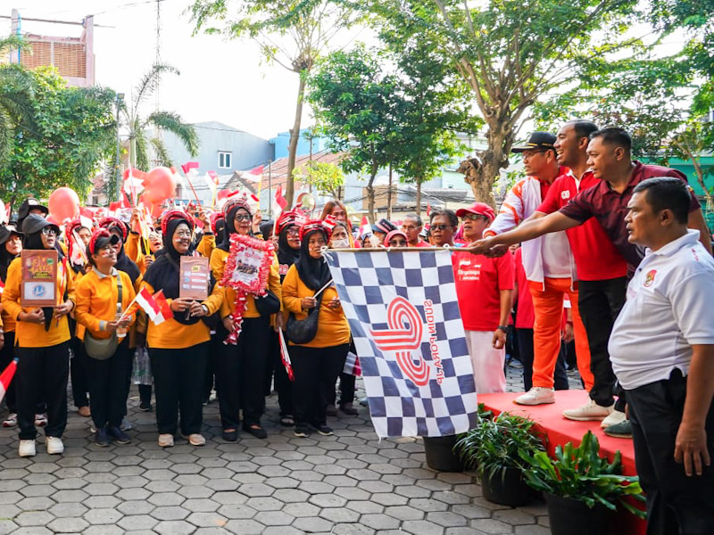 Ratusan Kader Jumantik dan ASN Johar Baru Ikut Senam dan Fun Walk 
