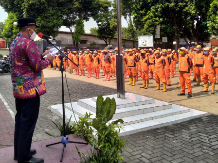 Wali Kota Jaktim Pimpin Apel PPSU di Kecamatan Pulogadun