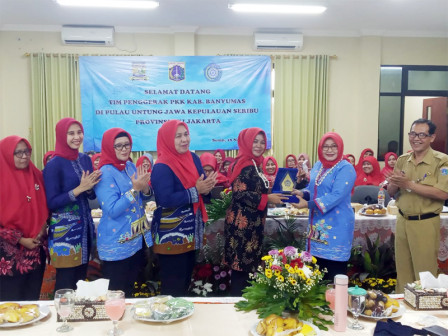  PKK Kabupaten Banyumas Studi Banding ke Kelurahan Pulau Untung Jawa