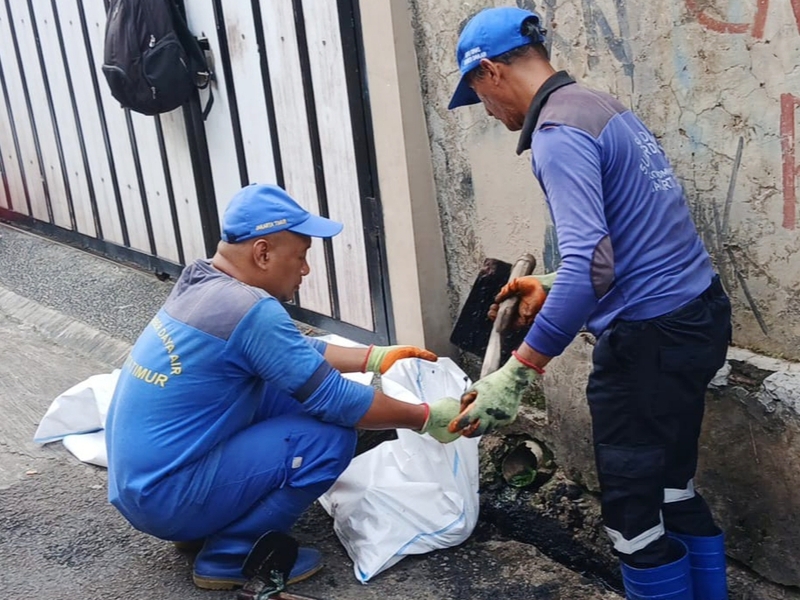 Satgas SDA, Kuras, Saluran Air, Jl Plitur 2, Kayu Putih