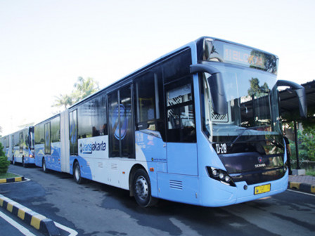  25 Bus Transjakarta Berhasil Dievakuasi Ditengah Kepungan Masa 