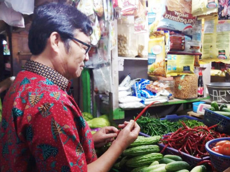  Kadis KPKP Pimpin Pengawasan di Pasar Benhil