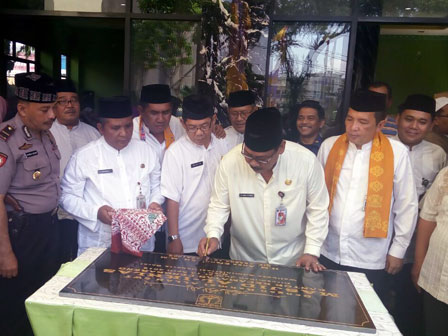  Wali Kota Jakbar Resmikan Masjid Al Ikhlas 