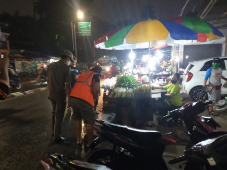 Tidak Pakai Masker, 19 Pelanggar Ditertibkan di Kecamatan Kebayoran Lama