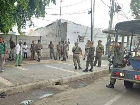 30 Satpol PP di Siagakan di Jalan Fachrudin Tanah Abang