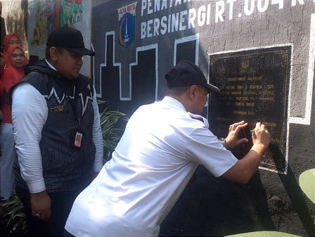 Camat Kembangan Resmikan Tiga Lokasi Penataan Kawasan di Srengseng