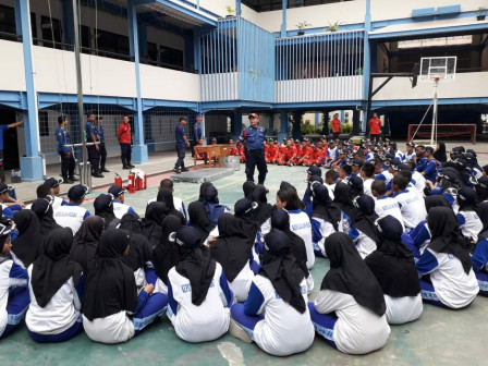 Siswa SMKN 61 Jakarta Disosialisasikan Cara Mengatasi Kebocoran Tabung Gas