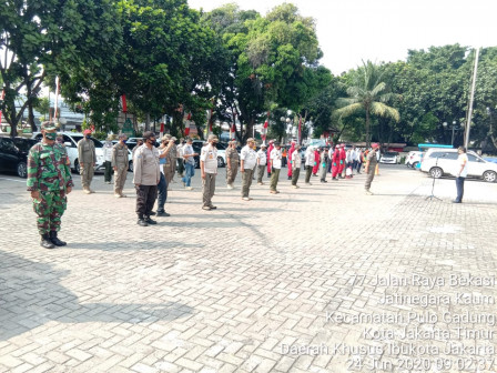 70 Petugas Gabungan Monitoring PSBB di Lima Lokasi di Pulogadung