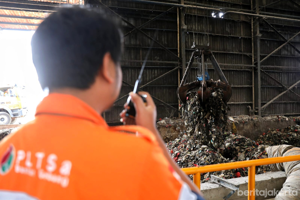 Gandeng Danantara, Jakarta Siap Bangun PLTSa ​ 