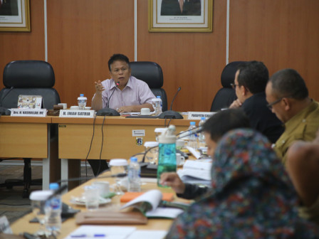 Komisi D DPRD DKI Rapat Evaluasi Serapan APBD 2018 Dinas PRKP