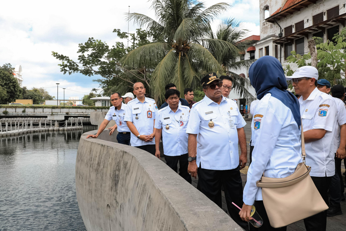 Rano meninjau secara langsung kawasan Kota Tua